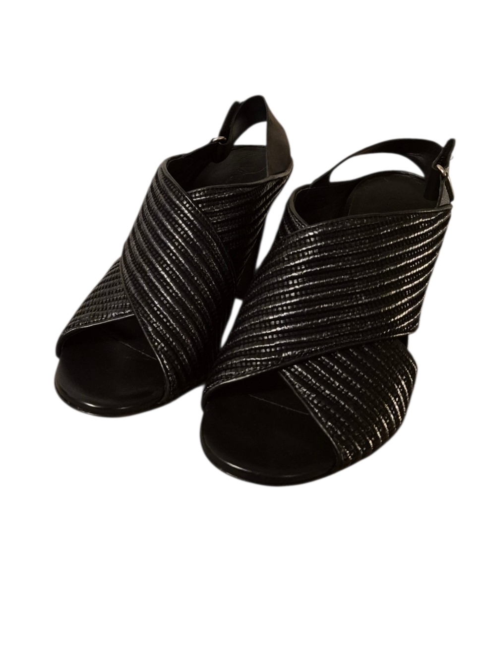 VINCE Made In Italy Faine Black Block Heel Leather Textured Sandal 7 Great Cond